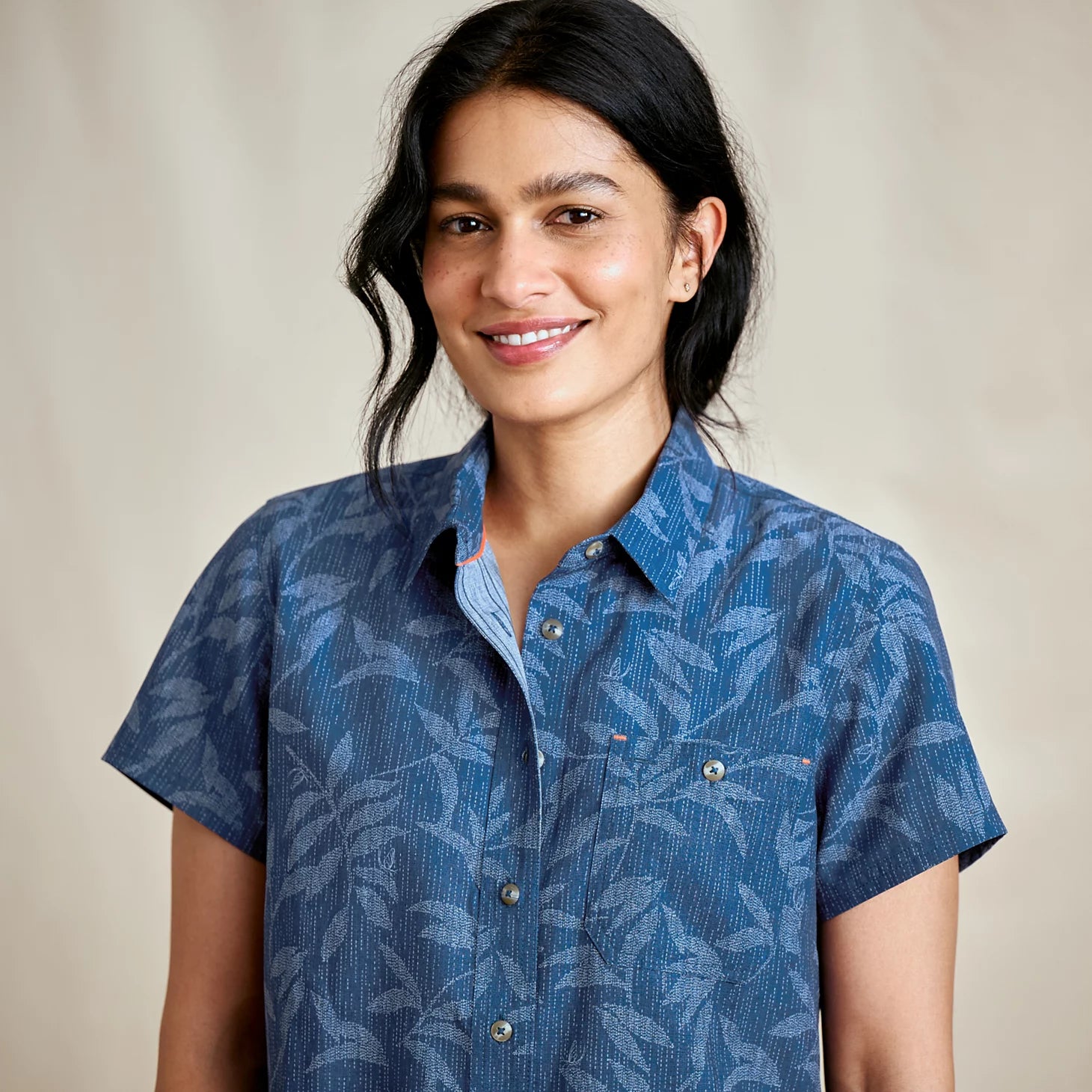 Orvis Customer Favorite -Women's Tech Chambray Short-Sleeve Work Shirt