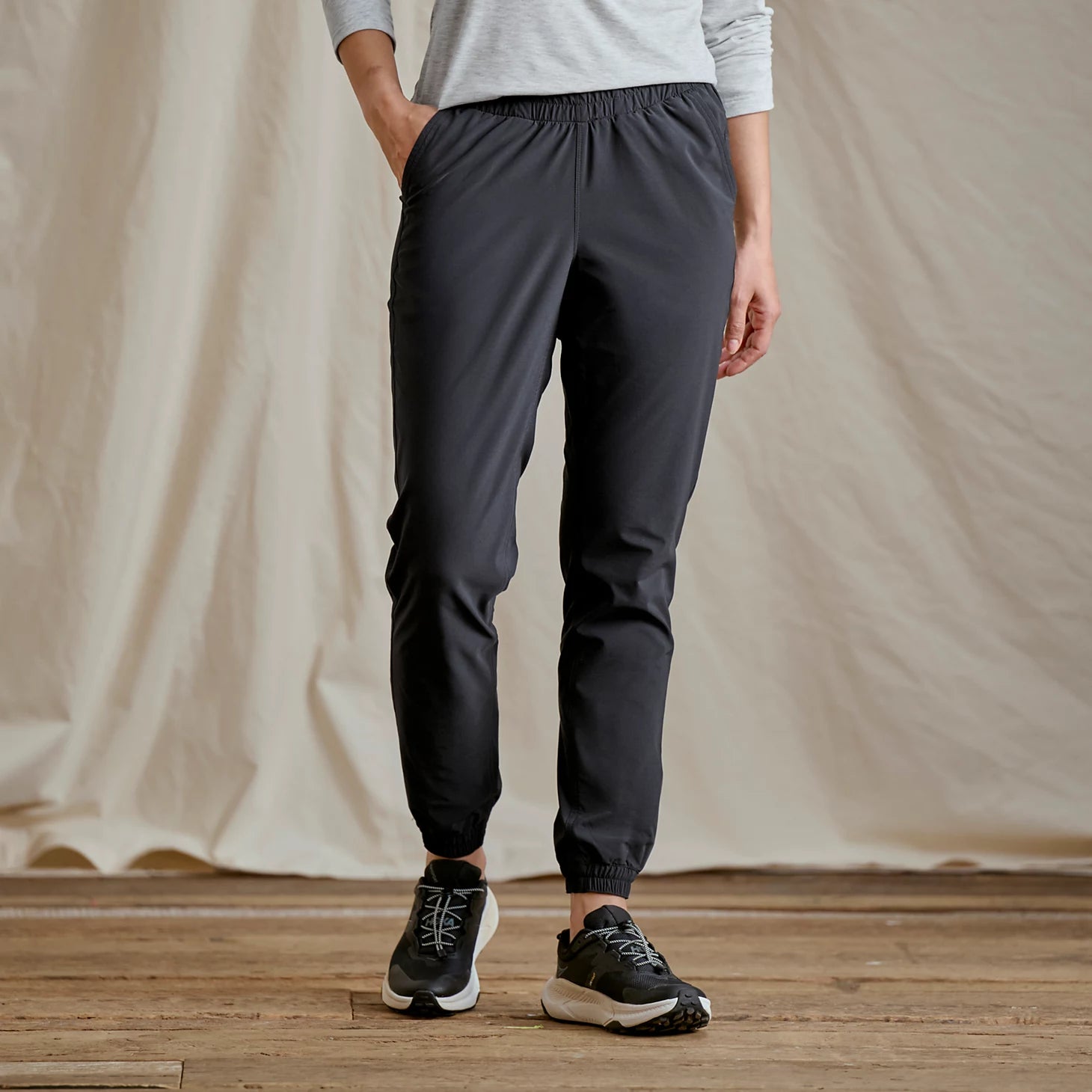 Orvis Customer Favorite -Women's Jackson Quick-Dry Joggers