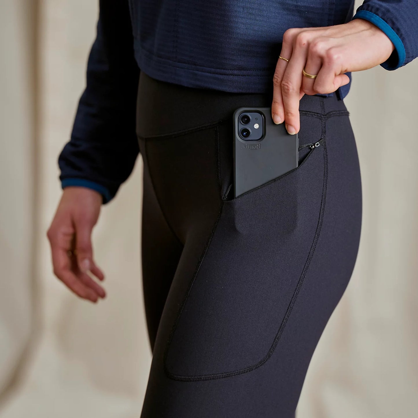 Orvis Great Deal - Outerbounds Leggings