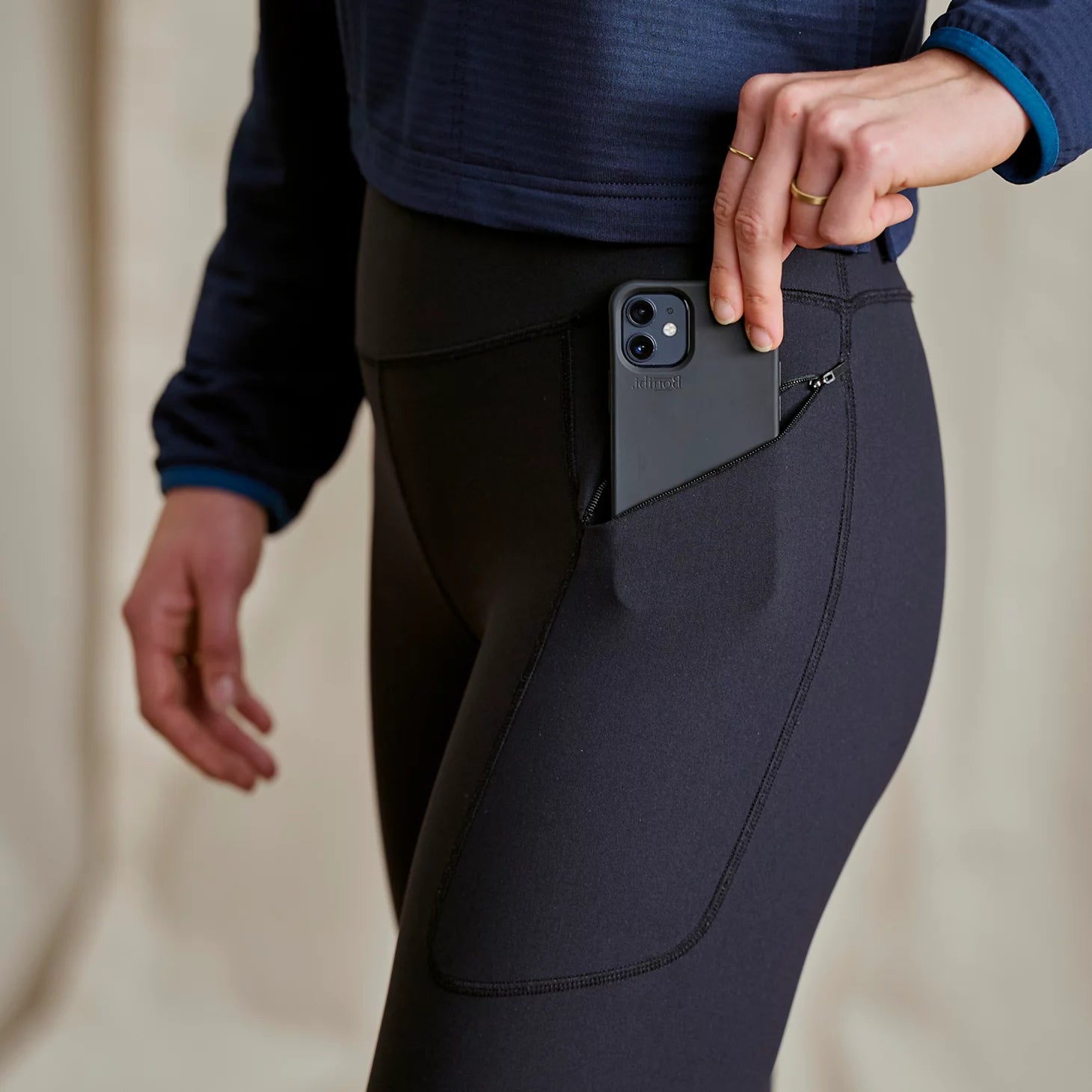 Orvis Great Deal - Outerbounds Leggings