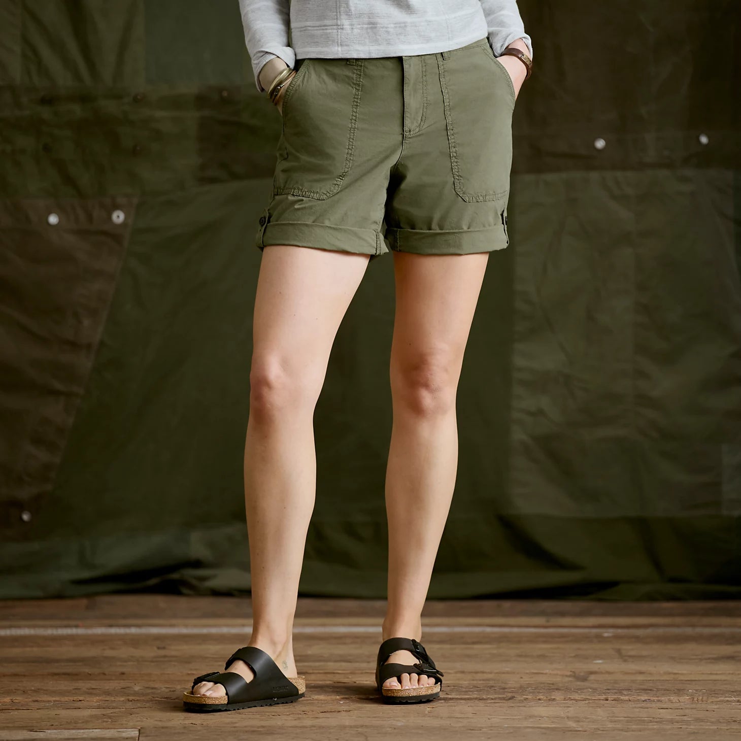Orvis Popular Choice - Women's 1856 Stretch Poplin 9" Utility Shorts