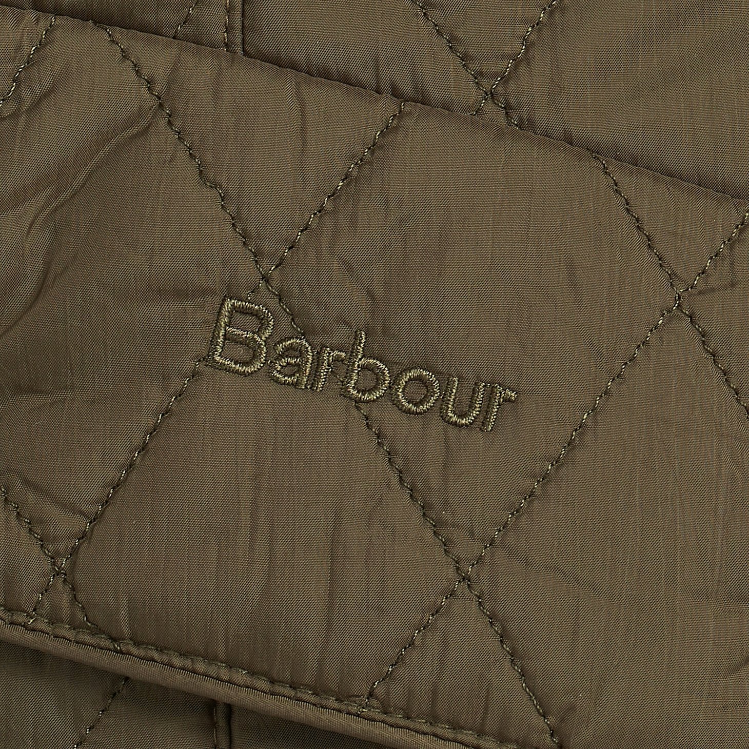Orvis Featured - Barbour® Flyweight Cavalry Quilt