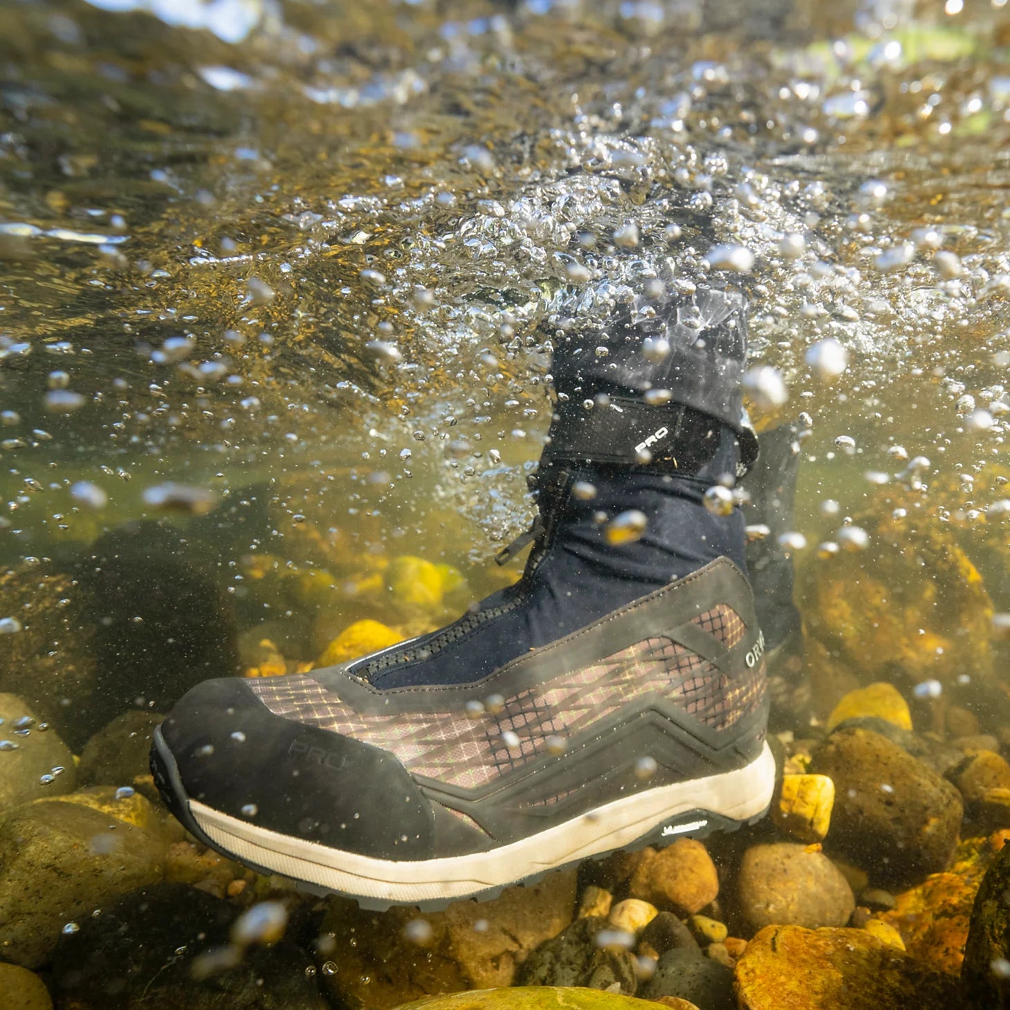 Orvis Budget Friendly - PRO Approach Hiker - Camo
