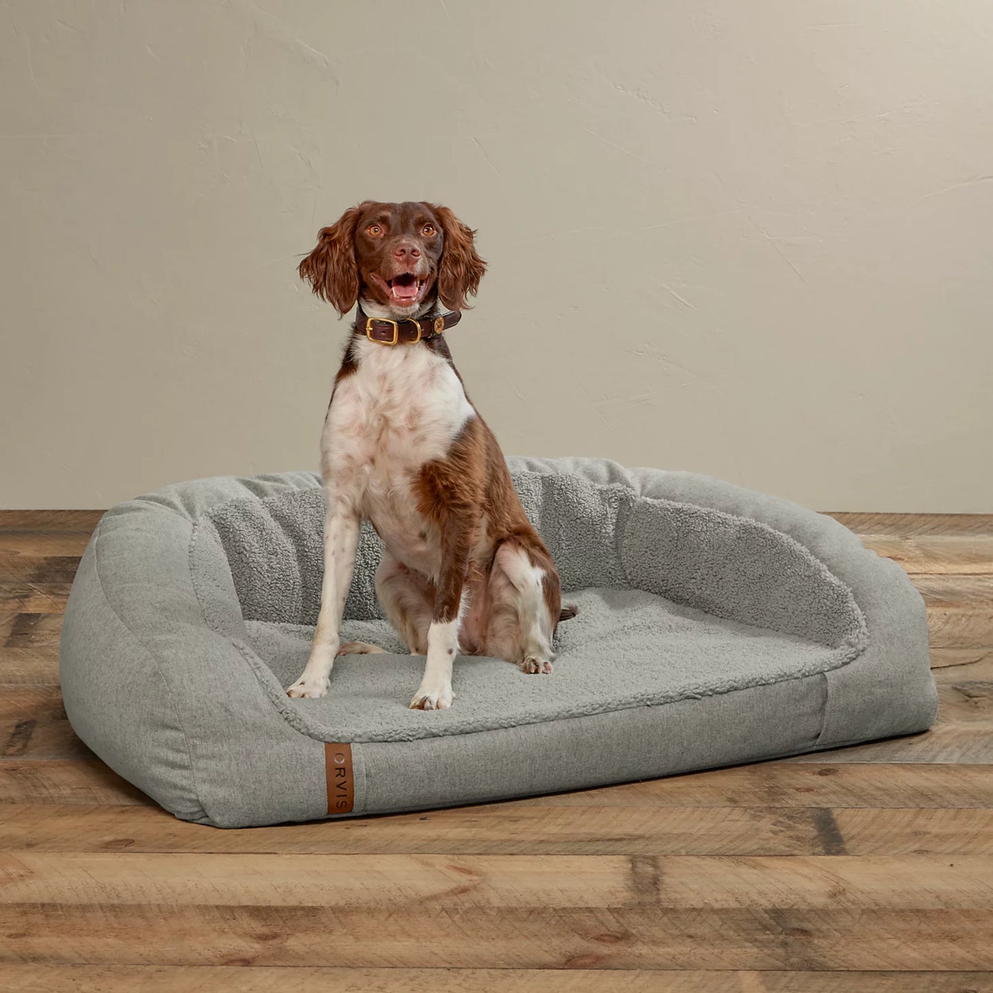 Orvis Limited Edition -FleeceLock® Memory Foam Couch Dog Bed